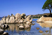 PG游戏：西甲-莱万双响亚马尔造乌龙 巴萨4-1赫罗纳9连胜.